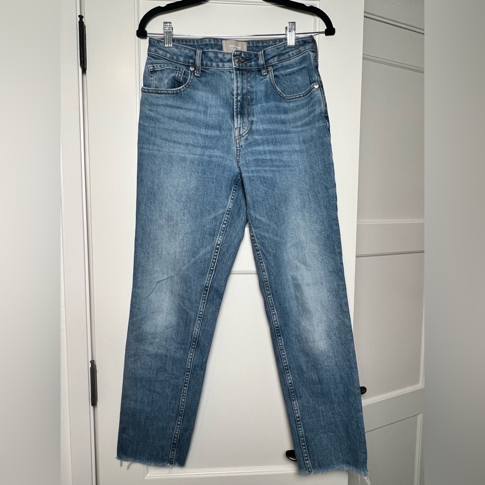 Everlane The Curvy Cheeky  Raw Hem Crop Denim (28) - Picture 4 of 6